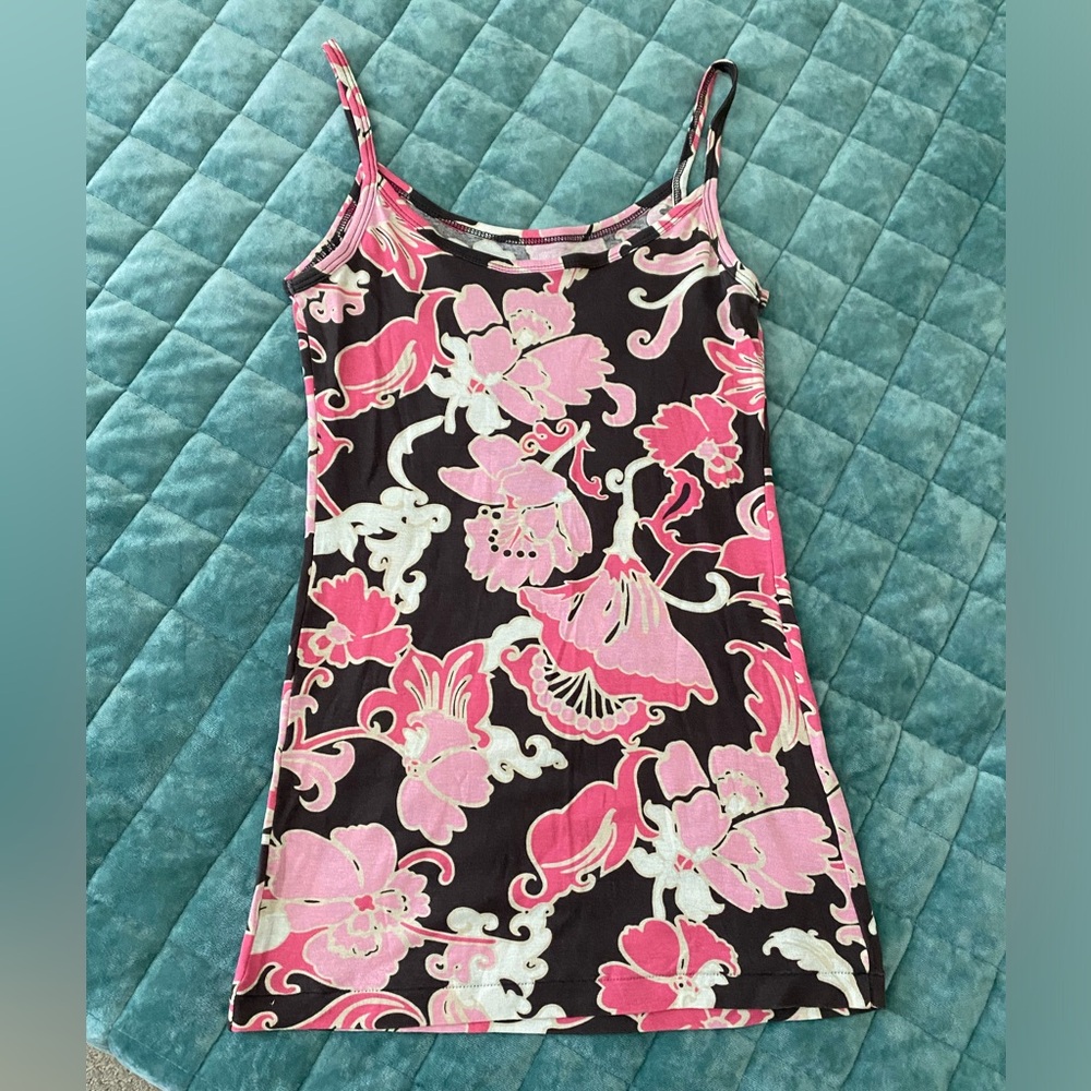 Pink, brown, and white tank